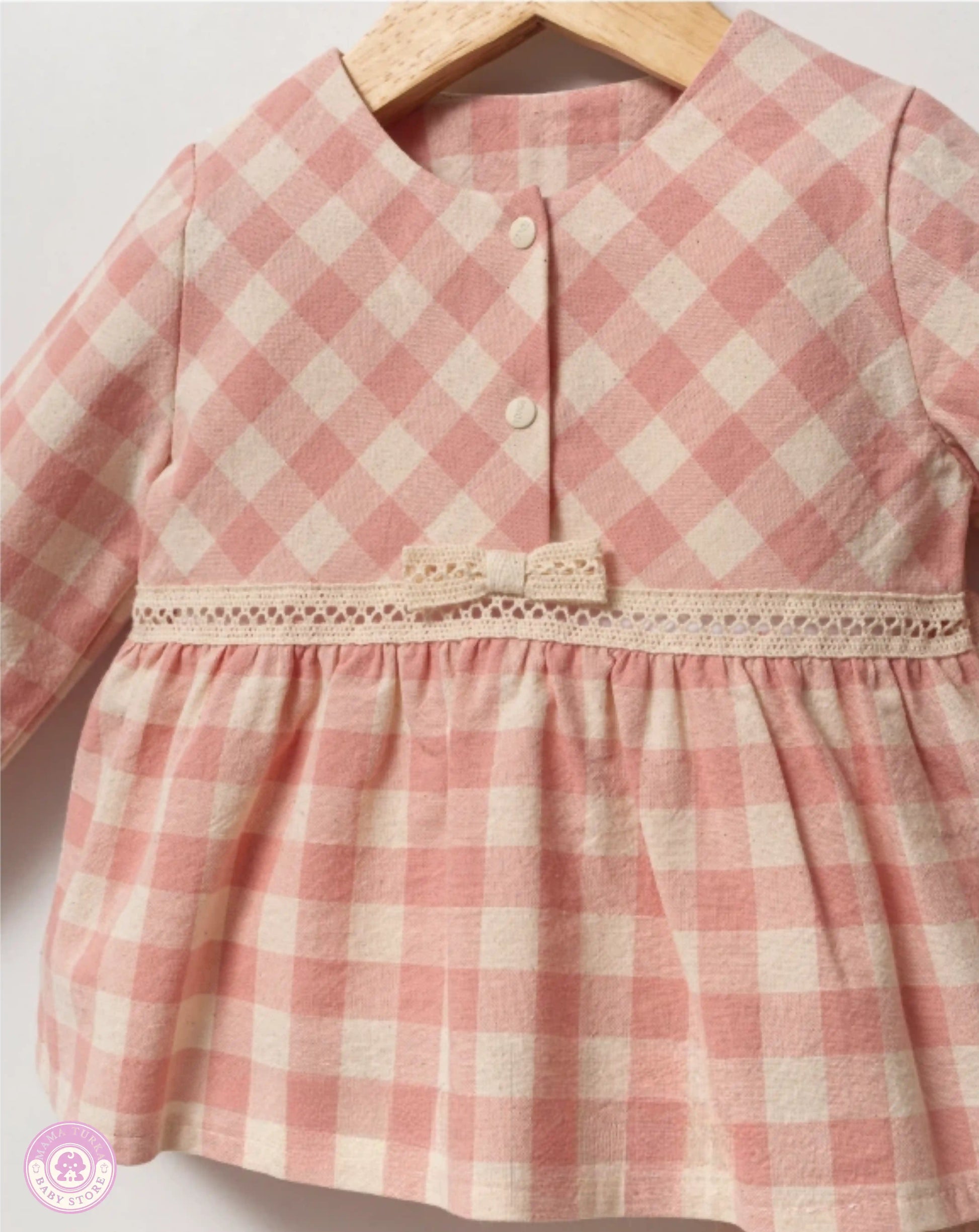 Baby outfit set with plaid top and soft cotton pants for girls