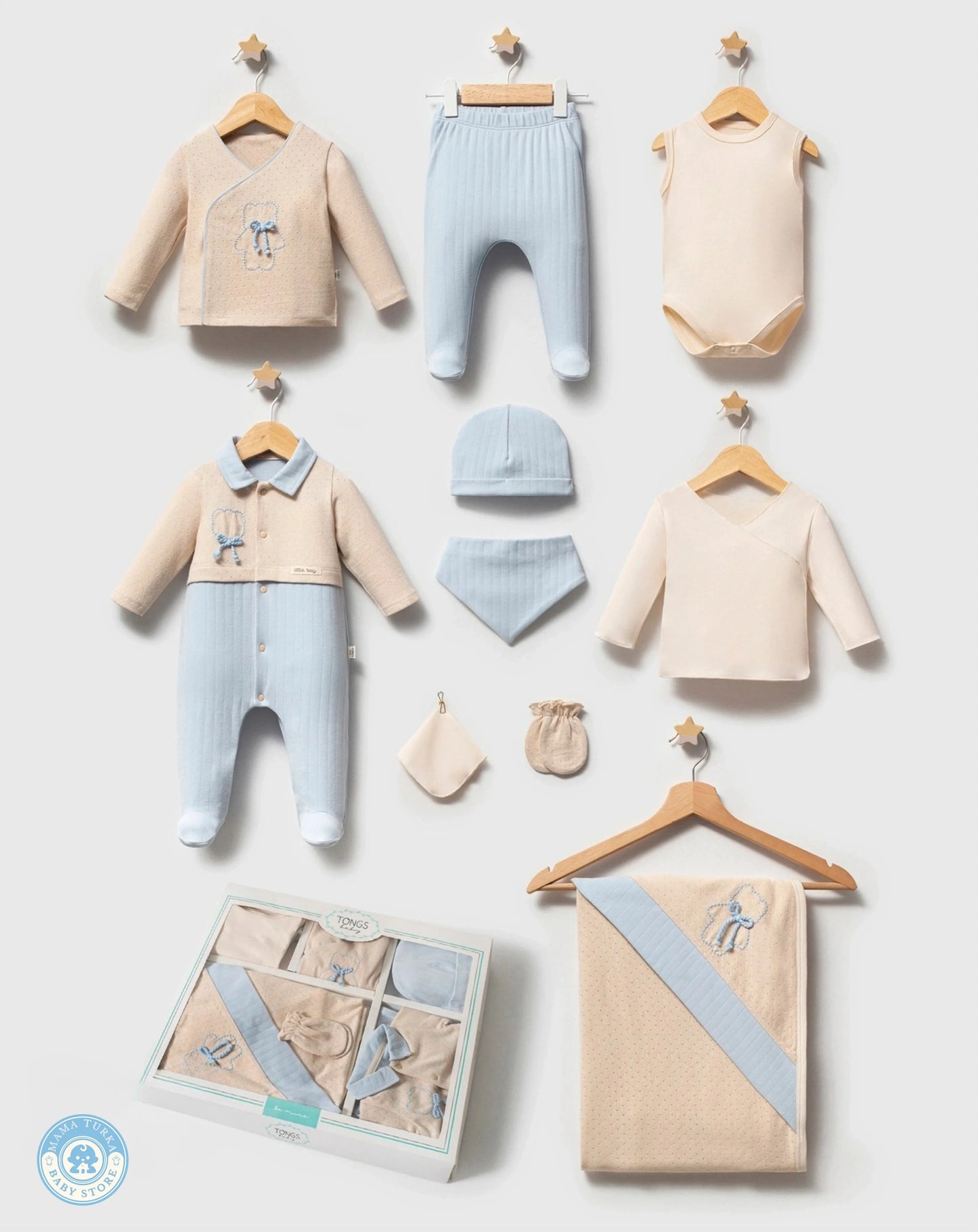 Newborn baby gift set with 10 cotton essentials in soft blue by Mama Turka